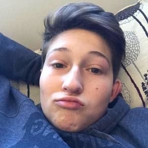 Meet your Posher, Payton